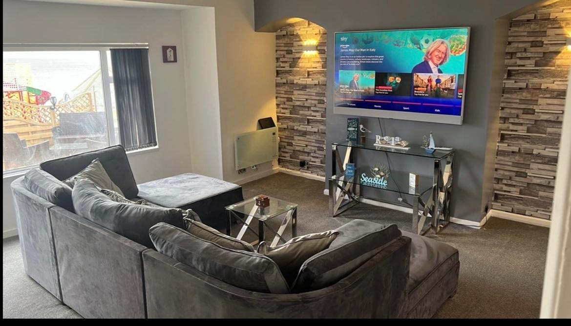 Sea View Lavish Apartment Sky Tv Whirlpool Bath Huge Balcony Newly Refurbished Бринлингтон Экстерьер фото